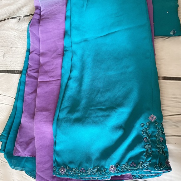 3 Piece Indian Punjabi Pakistani Suit - Traditional Ethnic Wear - Embroidered - Picture 6 of 6